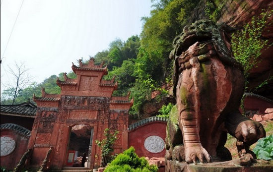 五一长假&nbsp;泸州天仙硐风景区邀您耍翻天(图4)