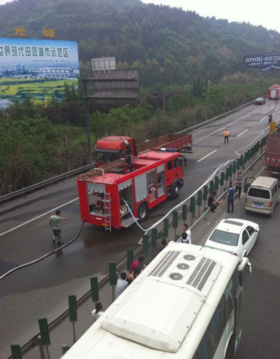 成渝高速特大车祸&nbsp;泸医知名教授黎万荣不幸罹难(图2)