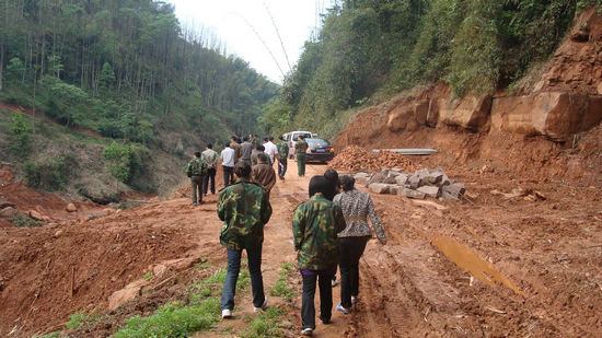 石龙乡开展森林防火演练(图1)