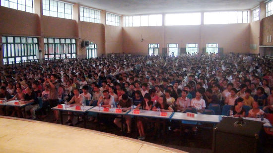 叙永二中弘扬爱国主义精神&nbsp;培养学生的爱国情操(图4)