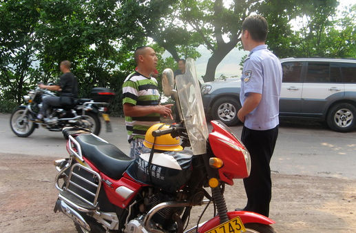 胡市镇集中开展道路客运隐患整治专项行动(图2)