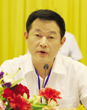 江阳区七届人大五次会议隆重开幕(图2)