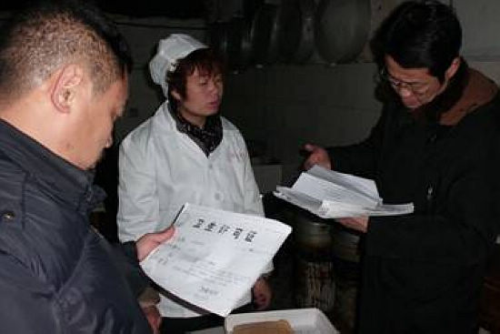 宜宾县构筑校园防护“天网”(图2)