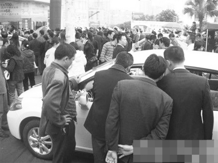 泸州“一月一次车展”乱象终结(图1)