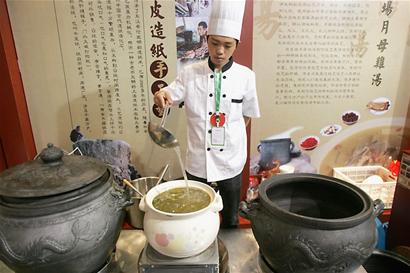 泸州：香肠鸡汤也能进“非遗”(图1)