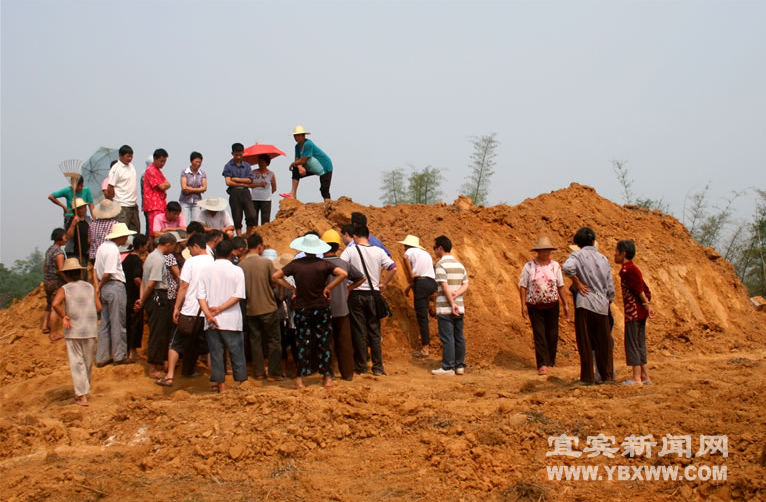 宜宾再现东汉石室墓(图1)