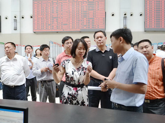 龙马潭区取经成德绵物流产业发展(图1)