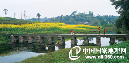 “龙隐”西南，泸县明清龙桥群(图3)