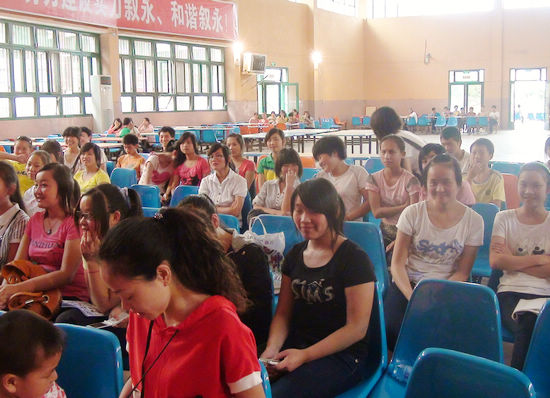 叙永二中举办青春校园诗歌朗诵赛(图2)