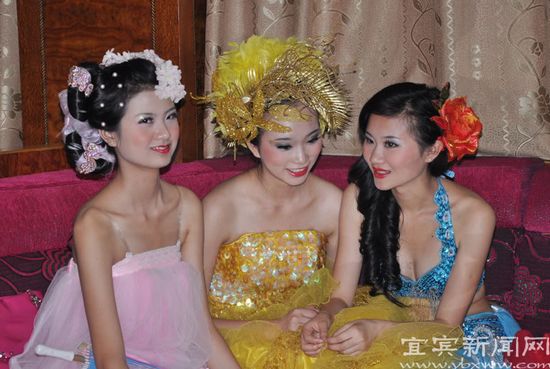 2011世界旅游小姐宜宾分赛区燃情启幕&nbsp;惊艳火爆(图9)