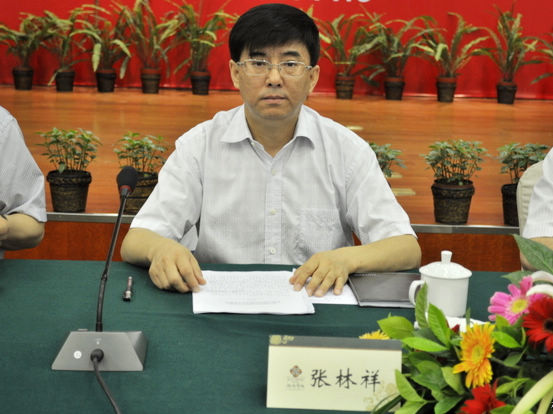 泸州市召开首届川滇黔渝结合部教育交流合作研讨会(图2) 泸州市召开首届川滇黔渝结合部教育交流合作研讨会(图2)