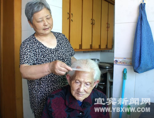 十年如一日&nbsp;宜宾孝儿媳坚强支撑一个家
