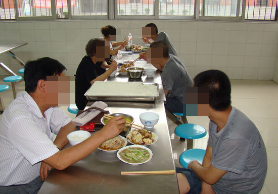 泸州市劳教所开展“戒毒人员亲情回归”主题活动(图5)