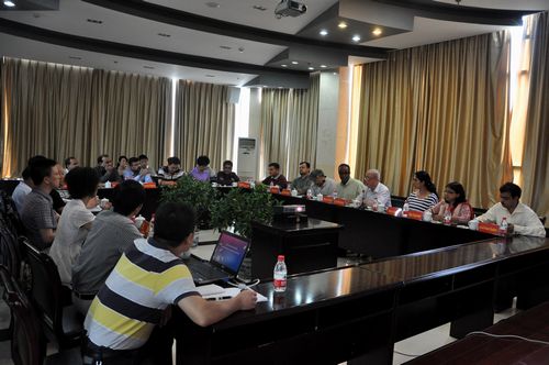 印度政府和世界银行代表团赴叙永县考察(图2) 印度政府和世界银行代表团赴叙永县考察(图2)