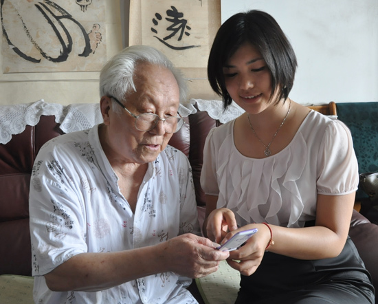 宜宾：千村党员万条“红段子”庆党生(图3)