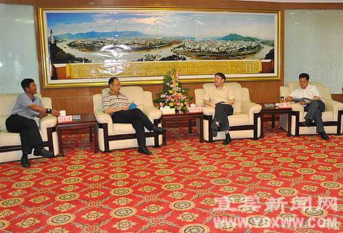 杨冬生会见财政部农业司副司长诸利明一行(图2) 杨冬生会见财政部农业司副司长诸利明一行(图2)