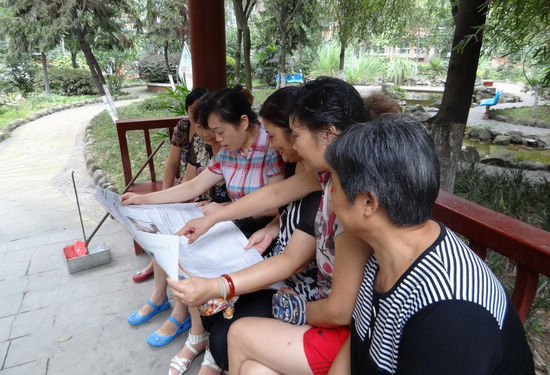 红星街道掀起学习胡锦涛讲话精神热潮