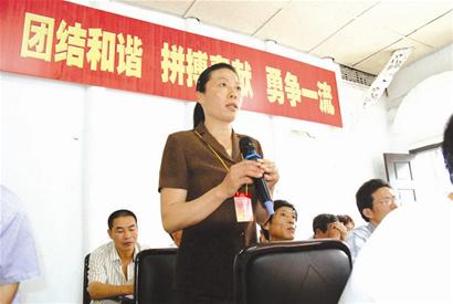 纳溪区:阳光下的“权力清单”(图1) 纳溪区:阳光下的“权力清单”(图1)