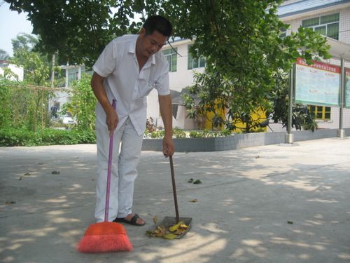 永宁河畔党旗红-记省先进基层党组织:纳溪天仙镇银罗村党支部(图1) 永宁河畔党旗红-记省先进基层党组织:纳溪天仙镇银罗村党支部(图1)