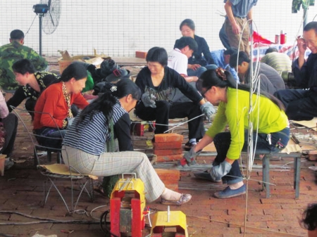失地农民有了技能&nbsp;20天挣到过去一年的钱(图1)