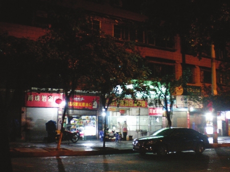 泸州：夜宵店深夜扰民&nbsp;多次整治仍无法解决(图1)
