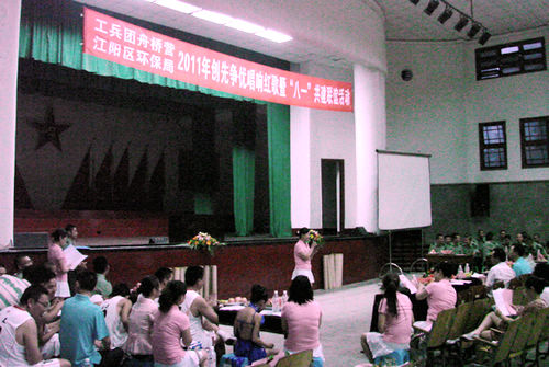 庆“八.一”唱响红歌&nbsp;尽显军民鱼水深情(图2)