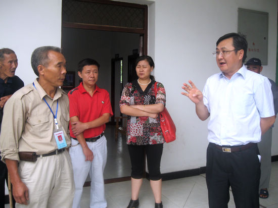 方洞镇：敬老院工作获好评(图1)