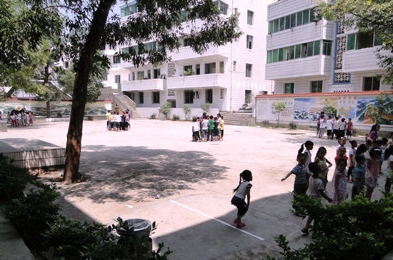 关注农村教育 大学志愿者赴叙永赤水进行暑期培训(图1) 关注农村教育 大学志愿者赴叙永赤水进行暑期培训(图1)