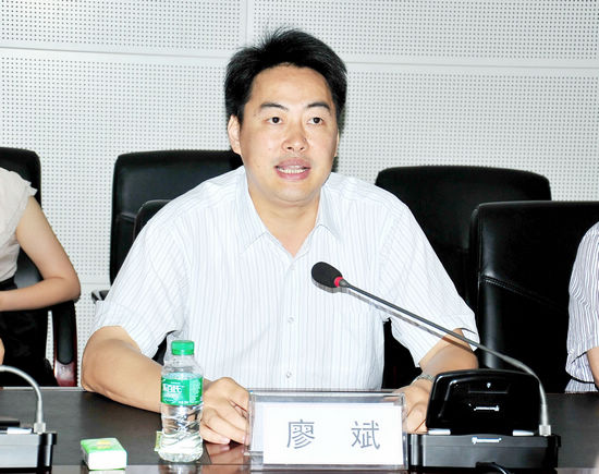 泸医附院与社区卫生中心合作 打造基层医疗卫生队伍(图2) 泸医附院与社区卫生中心合作 打造基层医疗卫生队伍(图2)