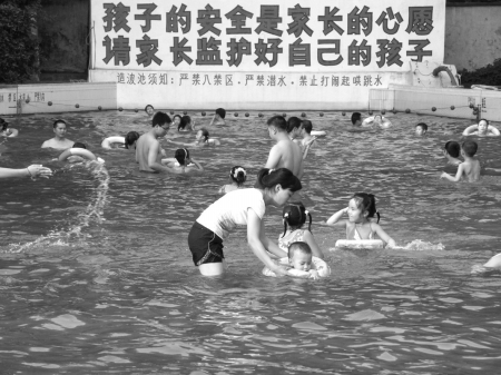 高温天气 川南泳池大体检(图1) 高温天气 川南泳池大体检(图1)