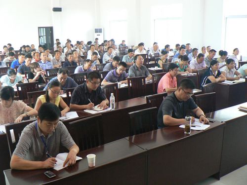 牛滩镇：《新形势下的公共应急管理》专题讲座
