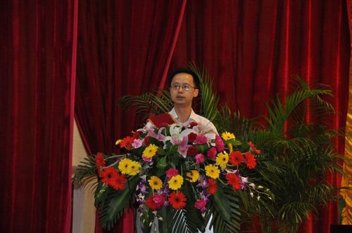 泸州庆建党90周年先进事迹巡回报告会在古蔺举行(图2)