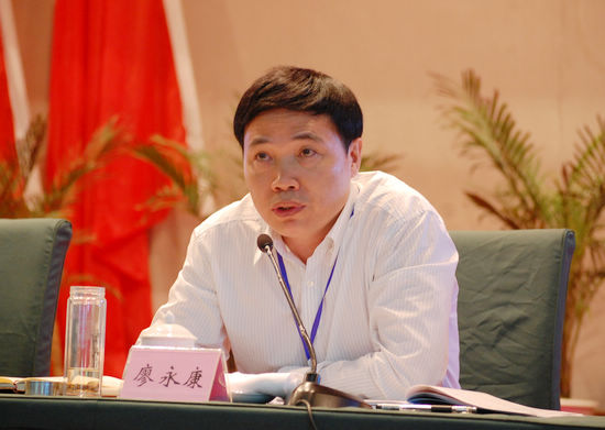 全省殡葬管理工作现场经验交流会在泸召开(图2) 全省殡葬管理工作现场经验交流会在泸召开(图2)