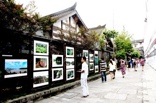 泸州:合江旅游景区摄影展在成都成功举办(图1) 泸州:合江旅游景区摄影展在成都成功举办(图1)