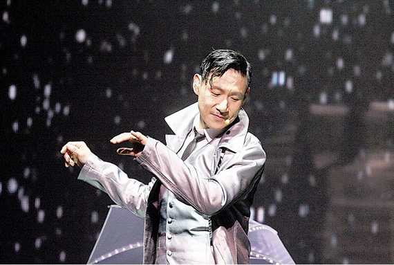 "歌神"张学友宜宾开唱意义非同寻常&nbsp;歌迷反响热烈(图1)