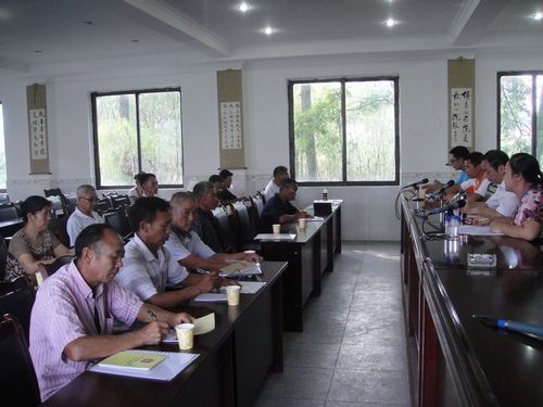 立石镇开展首席人民调解员聘任及培训会(图1)