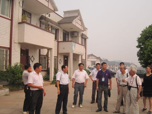 市区关工委调研华阳街道关心下一代工作