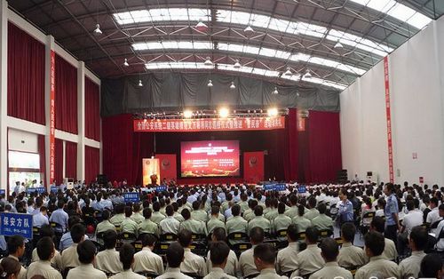 宜宾：追授全国公安系统二级英模&nbsp;推进“警民亲”活动(图2)