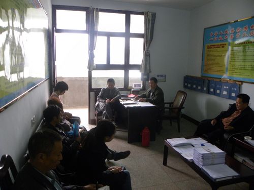 黄坭乡人大选举委员会召开第一次会议(图1) 黄坭乡人大选举委员会召开第一次会议(图1)