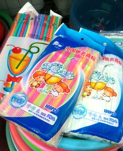 劣质塑料吸管可能暗藏“杀机”?(图2)