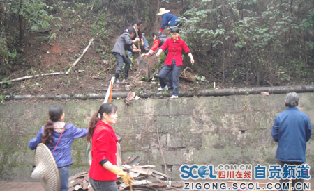 “洁美城乡”&nbsp;自贡全民齐“上阵”(图5)