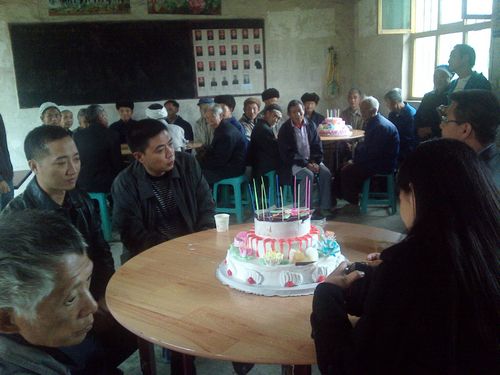关爱老人情满重阳&nbsp;叙永摩尼&nbsp;温暖送到敬老院