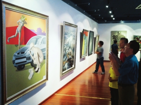 四地名家作品联展&nbsp;盐都弥漫艺术新鲜空气(图2)