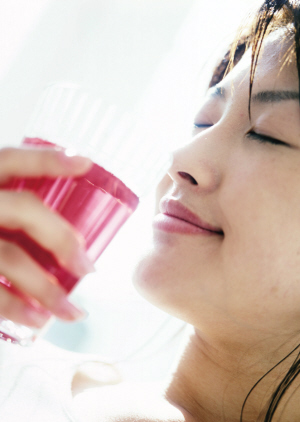 秋季养出水灵灵肌肤&nbsp;女性给自己一个无燥之秋