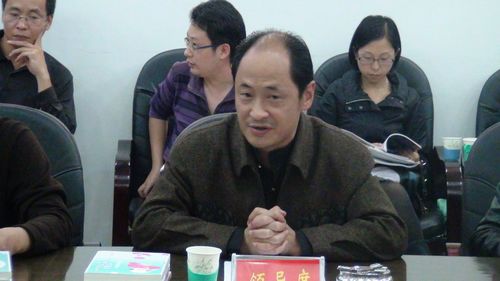 叙永二中隆重举行国家级科研课题“生命教育”课题开题报告会(图2)