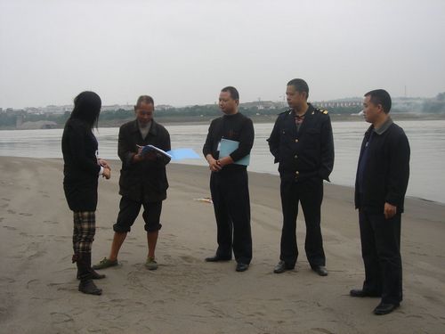 龙马潭区多部门联合进行水上安全检查