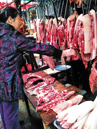 内江本地猪肉降价 预计一个月内不会回涨(图1) 内江本地猪肉降价 预计一个月内不会回涨(图1)
