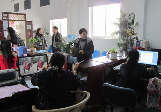 邻玉街道迎接市级文明单位复查(图3)