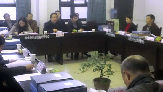 叙永政协视察工会工作&nbsp;为落实"两个普遍"建言献策