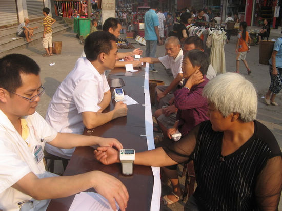 泸州胡市镇党员干部"创先争优"争当"五员"活动纪实(图4)